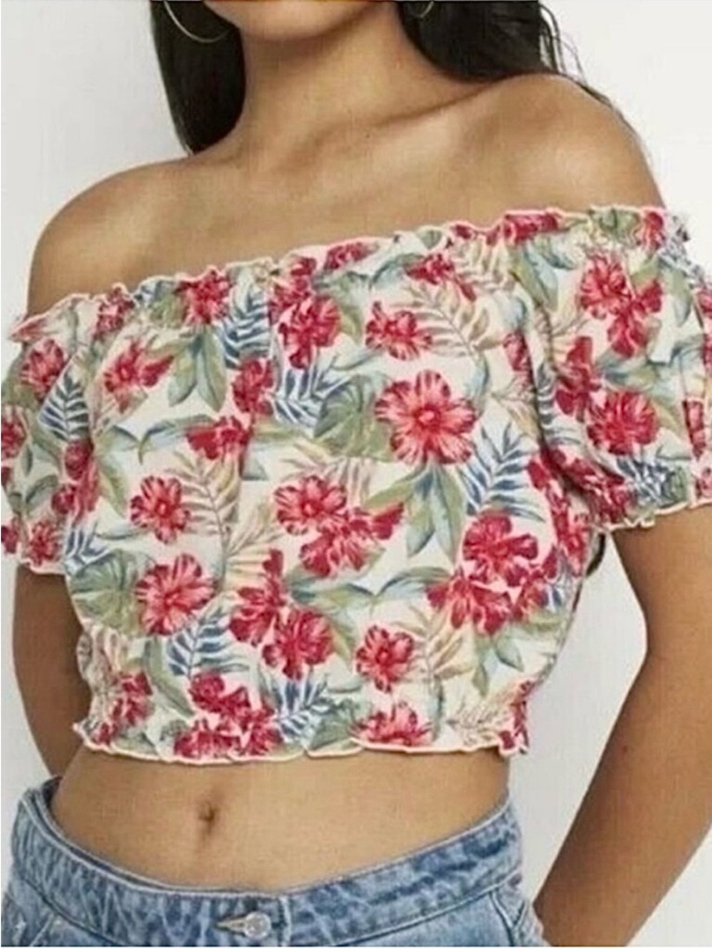 AE - Off-Shoulder Crop Top